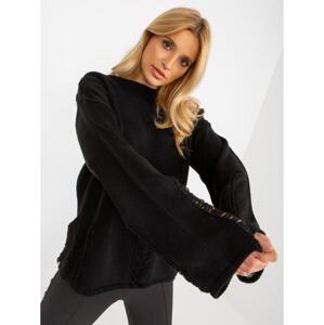 Dámsky sveter oversize s dierami MITTA čierny