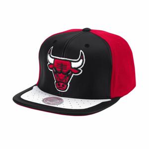 Mitchell & Ness NBA Day One Snapback Bulls Black/White - Unisex - Šiltovka Mitchell & Ness - Čierne - 6HSSMM19224-CBUBKWH - Veľkosť: UNI